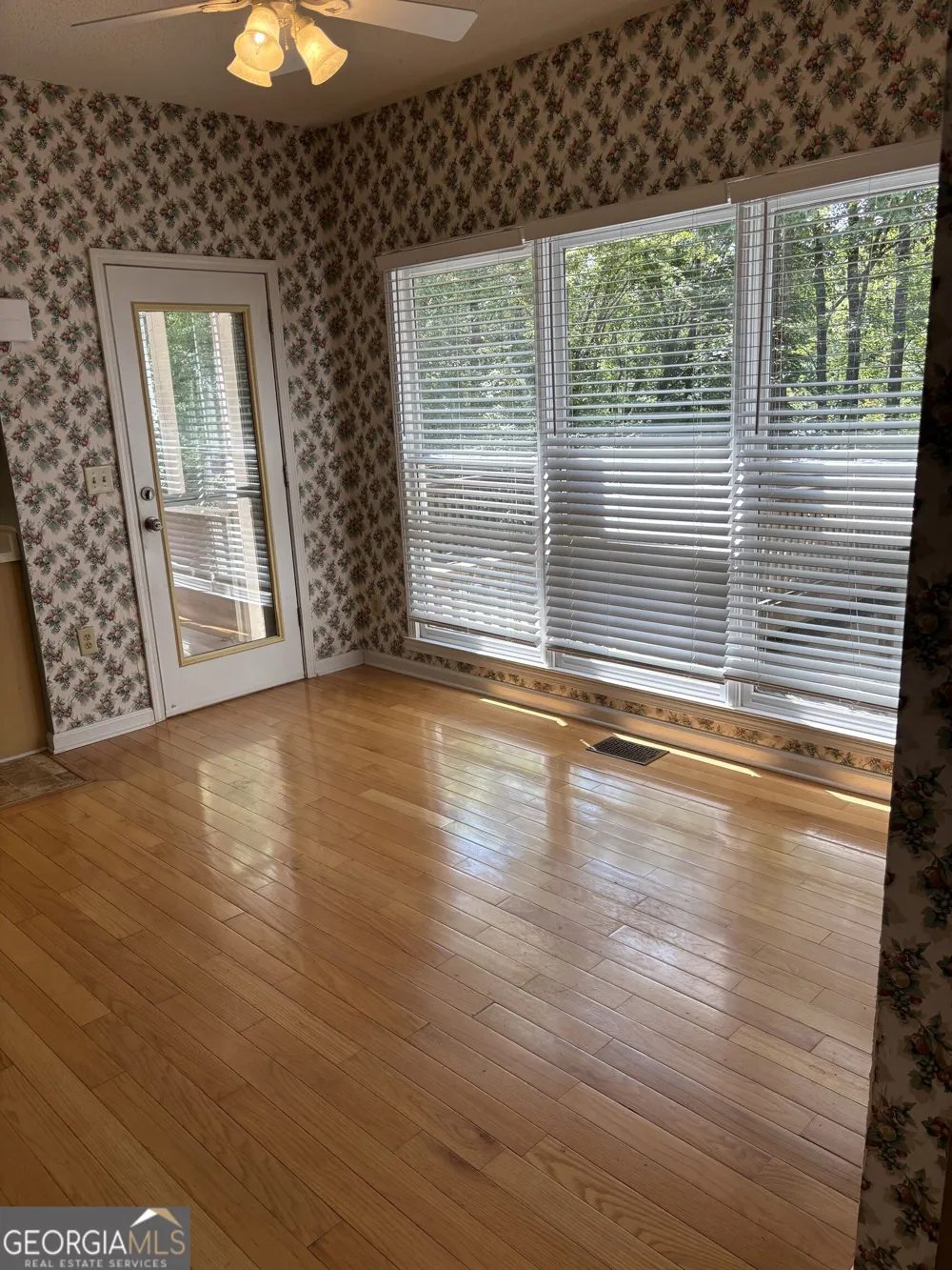 1320 Barnett RDG Athens, GA 30605