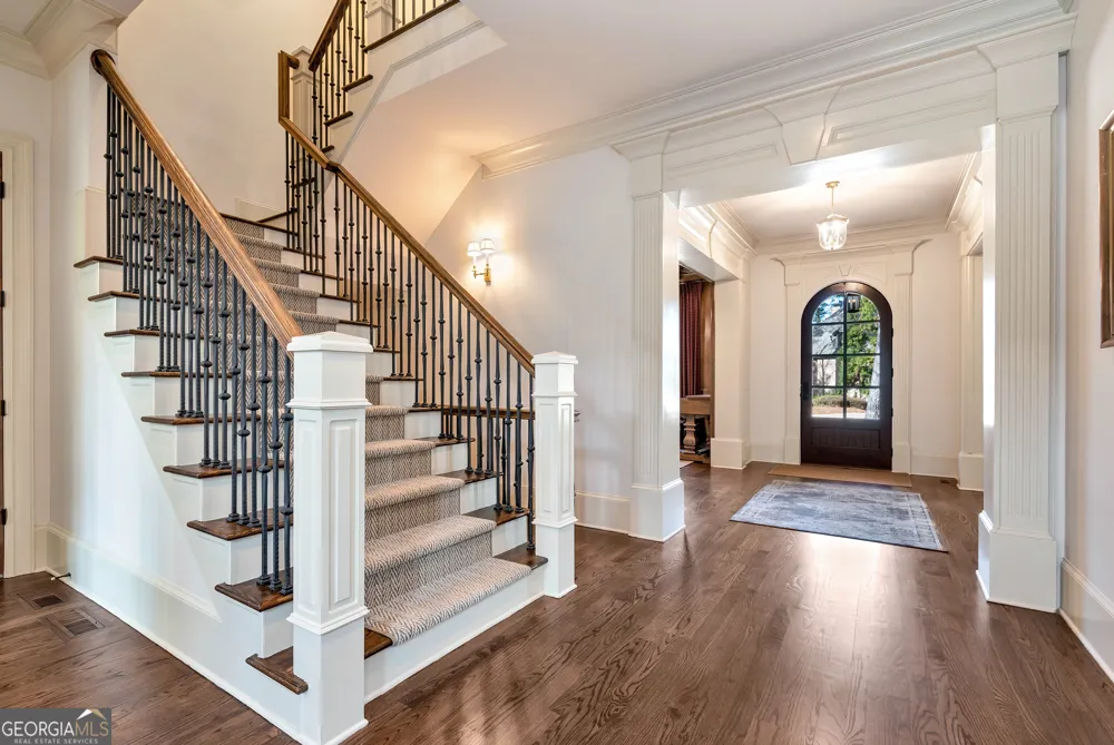 902 Little Darby LN Suwanee, GA 30024