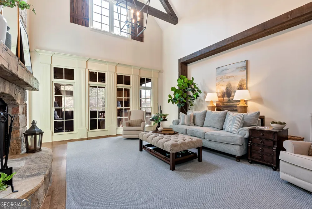 902 Little Darby LN Suwanee, GA 30024