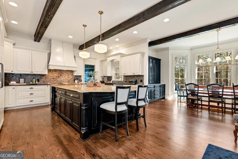 902 Little Darby LN Suwanee, GA 30024