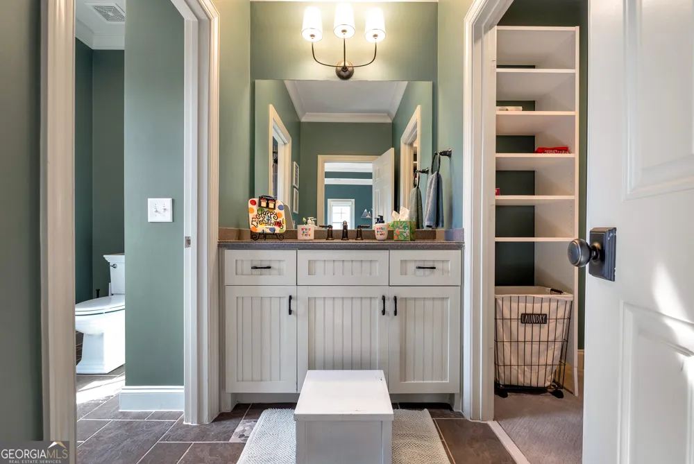 902 Little Darby LN Suwanee, GA 30024