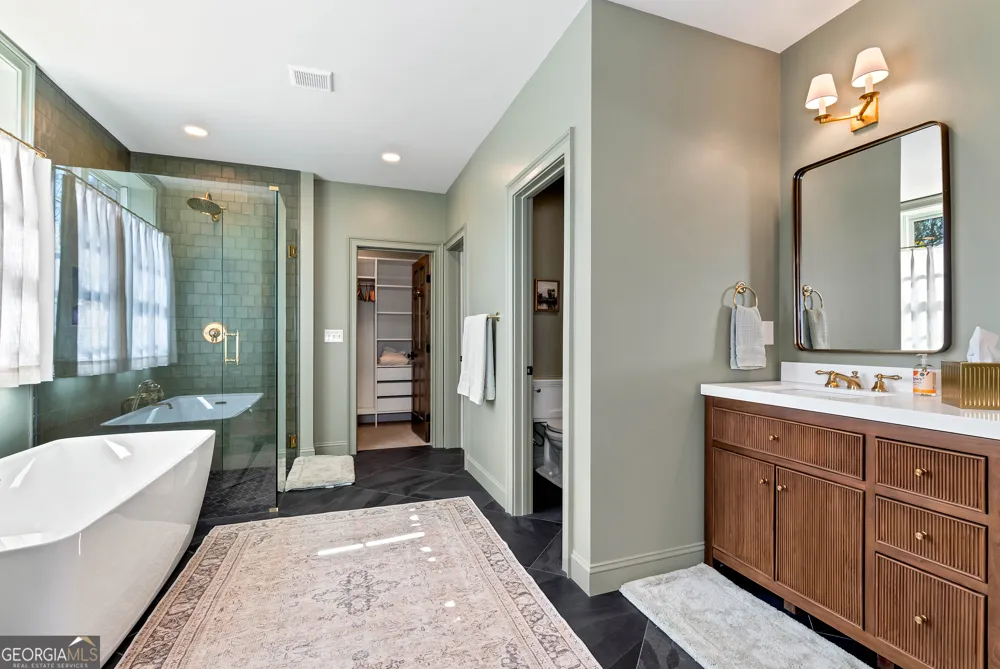 902 Little Darby LN Suwanee, GA 30024