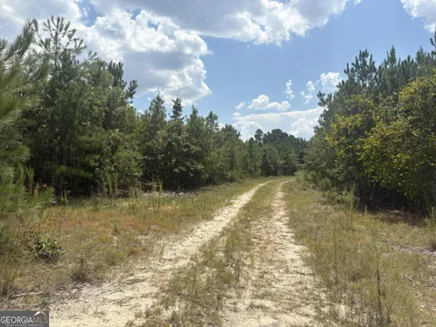 L12 N Indian Trail RD