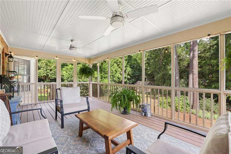 5189 Beech Forest DR SW Lilburn, GA 30047