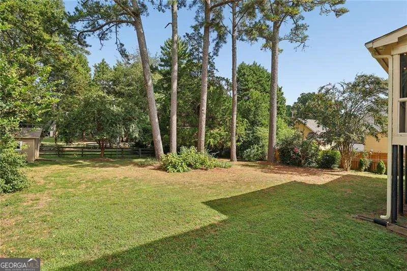 5189 Beech Forest DR SW Lilburn, GA 30047