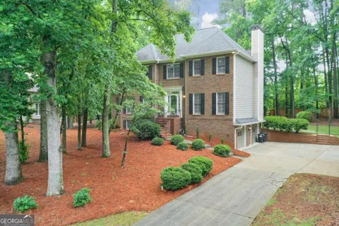 353 Battle Woods TRL NW