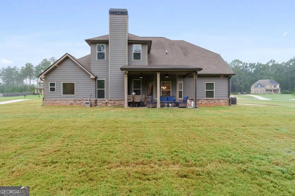 90 Timber DR Forsyth, GA 31029