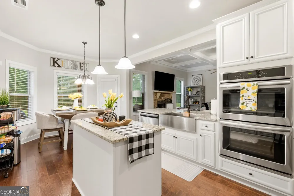 90 Timber DR Forsyth, GA 31029