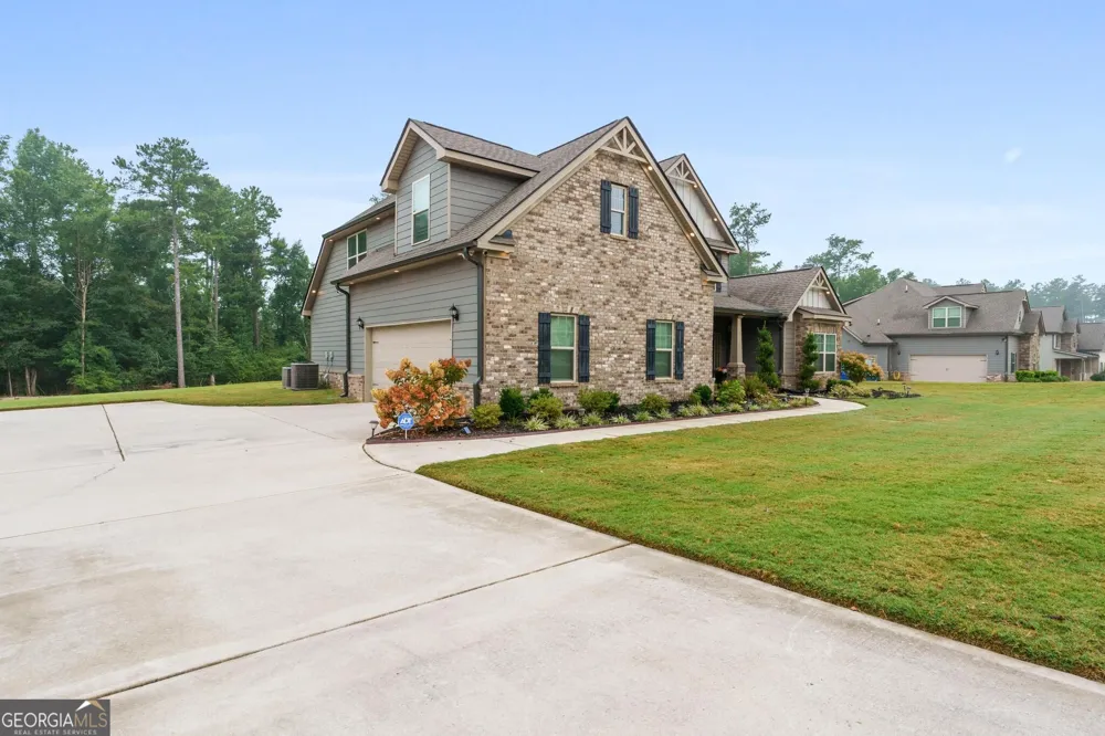 90 Timber DR Forsyth, GA 31029