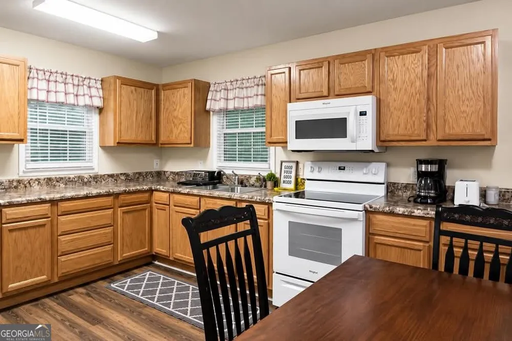 262 NE Forest AVE Marietta, GA 30060