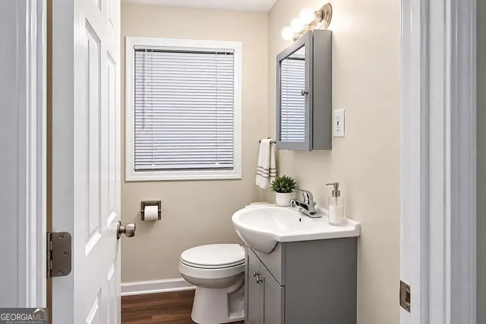 262 NE Forest AVE Marietta, GA 30060