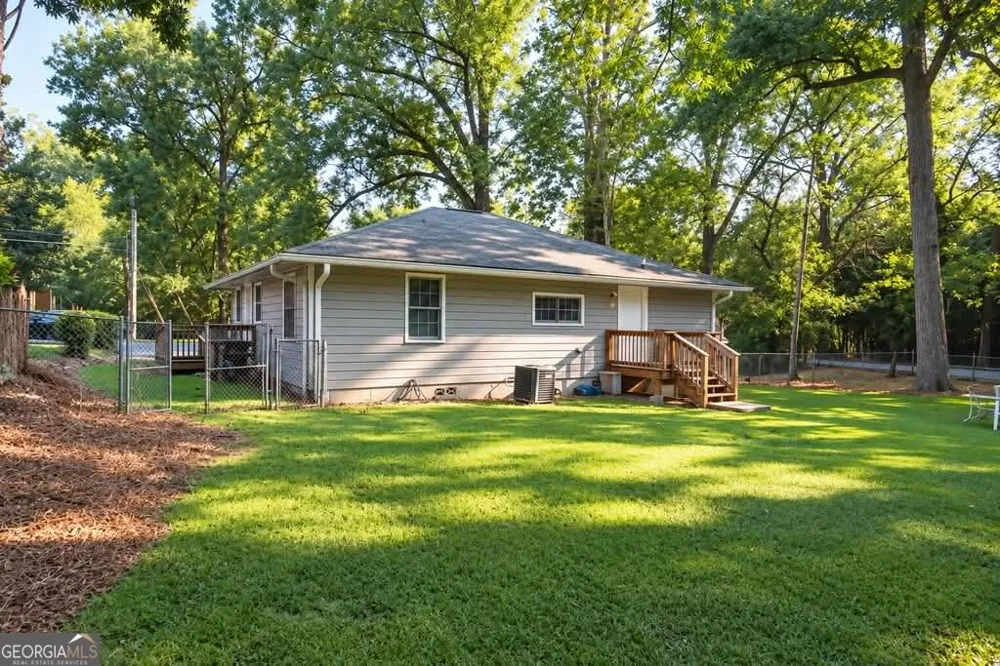262 NE Forest AVE Marietta, GA 30060