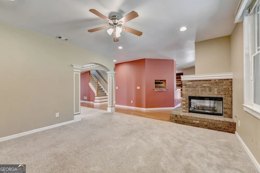 2213 HAMILTON MILL PKWY Dacula, GA 30019
