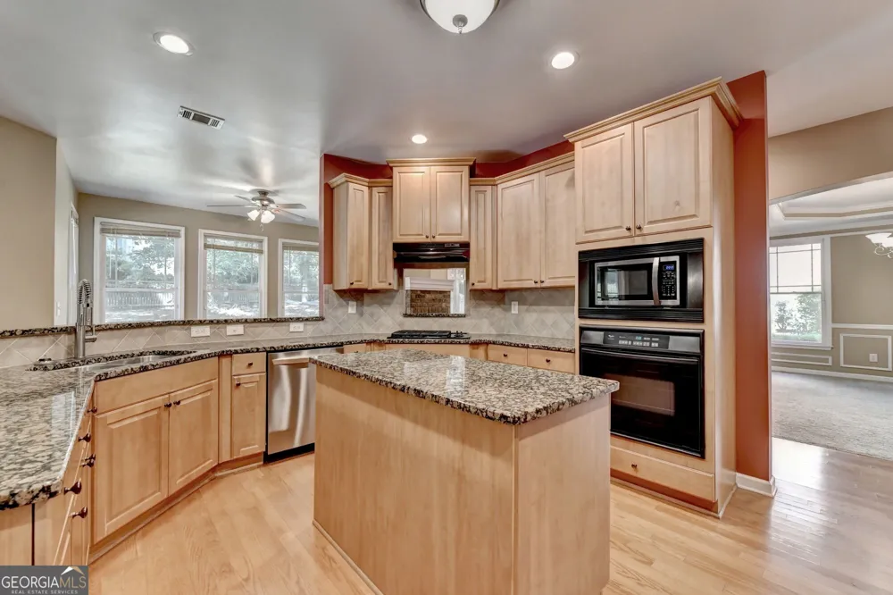 2213 HAMILTON MILL PKWY Dacula, GA 30019