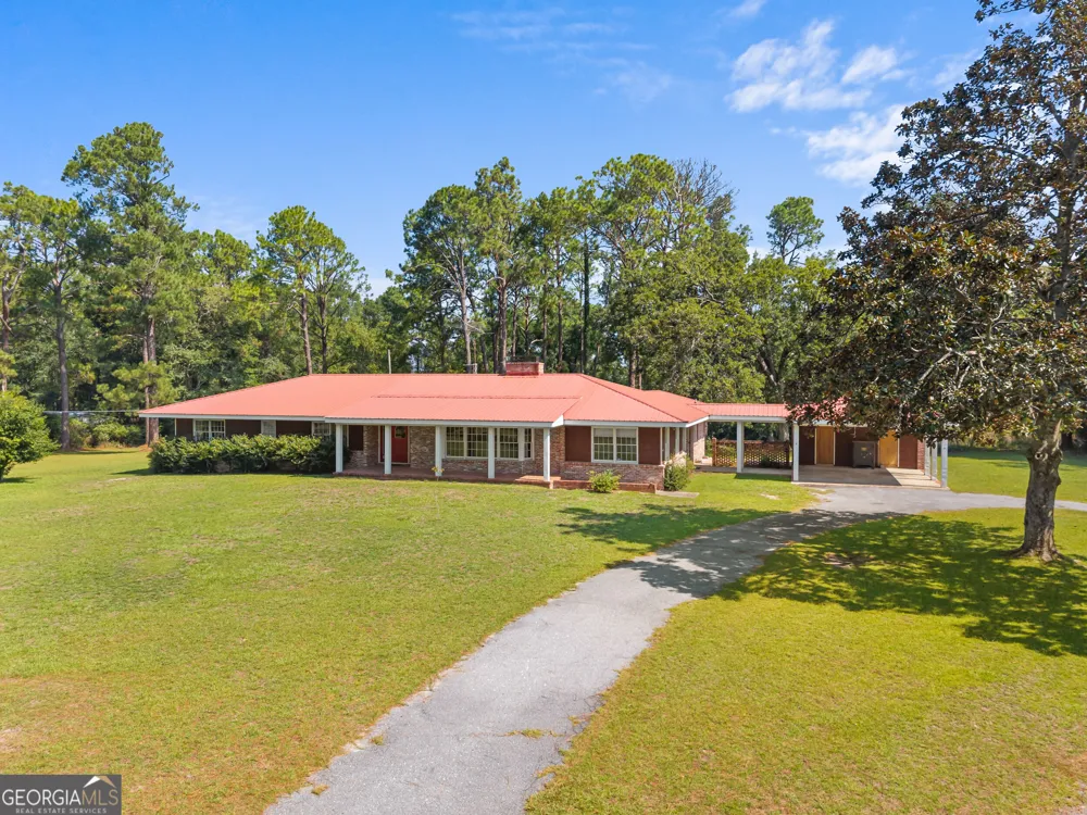 315 Cork Pond RD Sylvania, GA 30467