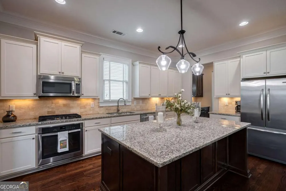 3790 Greenleffe DR Statham, GA 30666