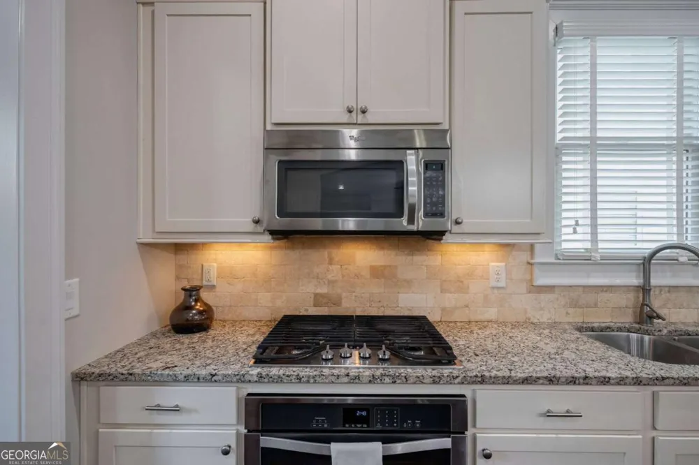 3790 Greenleffe DR Statham, GA 30666