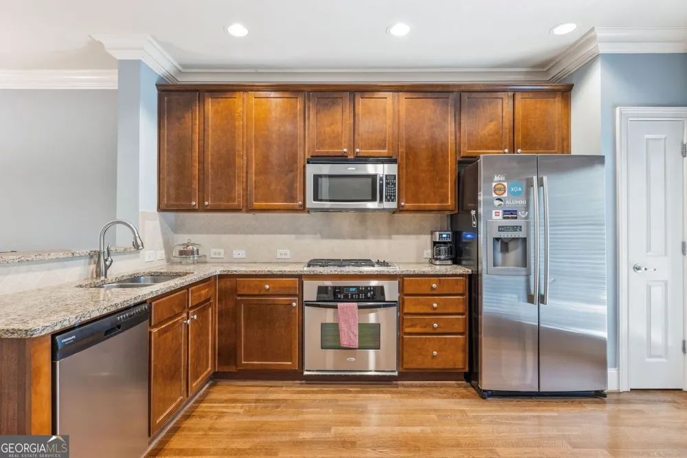 2744 Wander LN Alpharetta, GA 30022