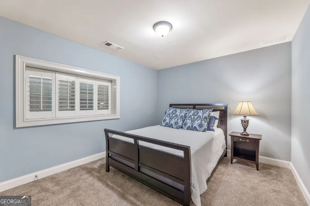 2744 Wander LN Alpharetta, GA 30022