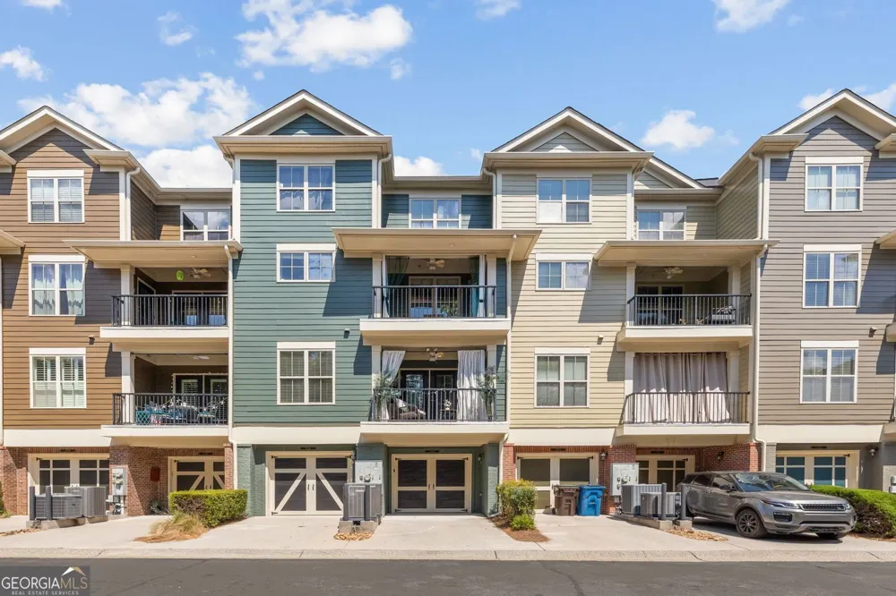 2744 Wander LN Alpharetta, GA 30022