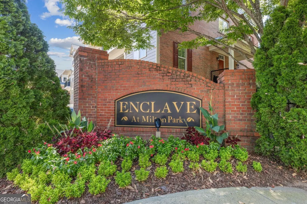 2744 Wander LN Alpharetta, GA 30022