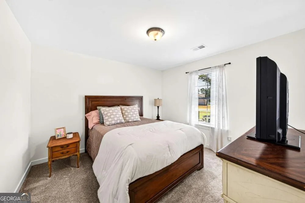 261 Breckens WAY Statham, GA 30666