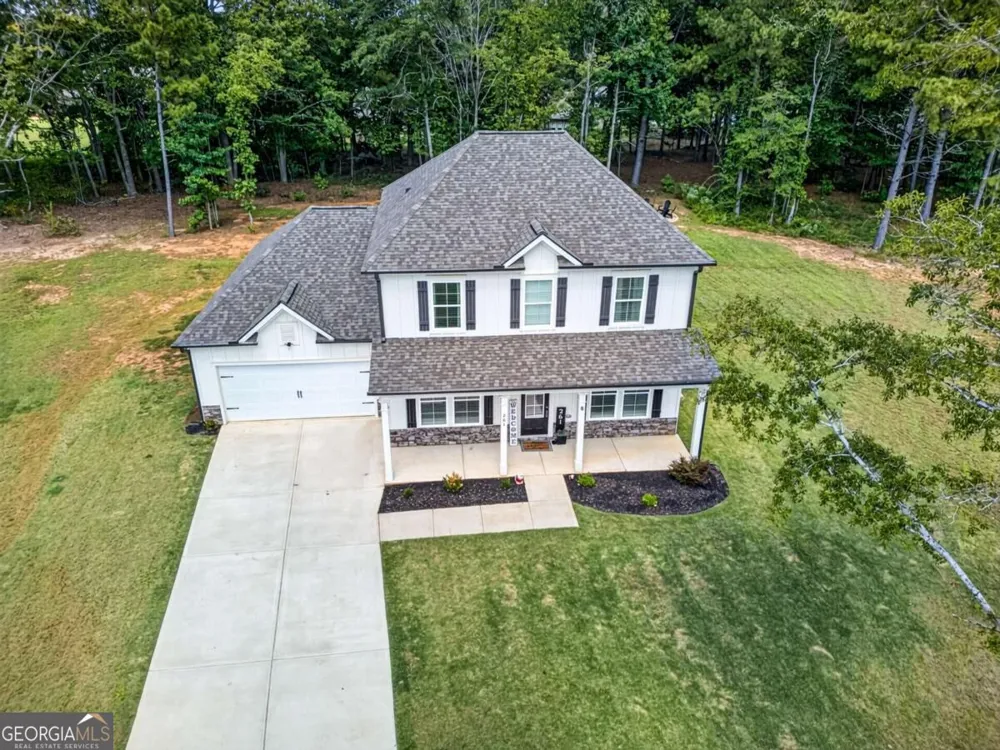 261 Breckens WAY Statham, GA 30666