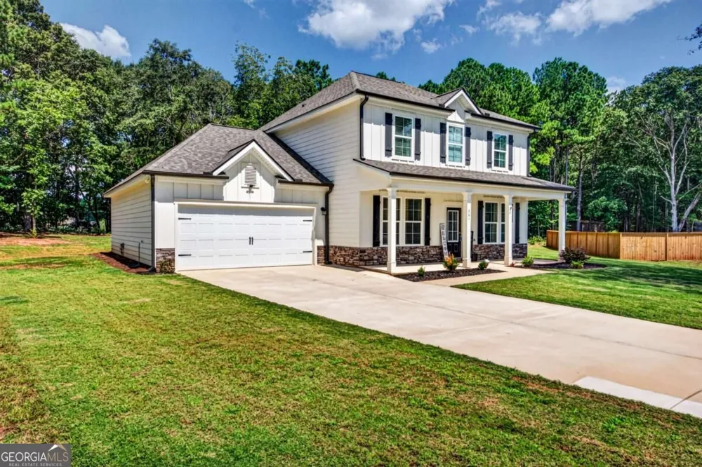 261 Breckens WAY Statham, GA 30666