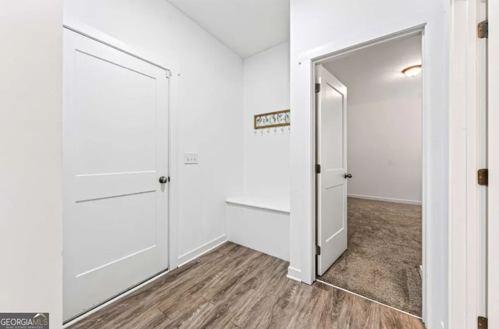 261 Breckens WAY Statham, GA 30666