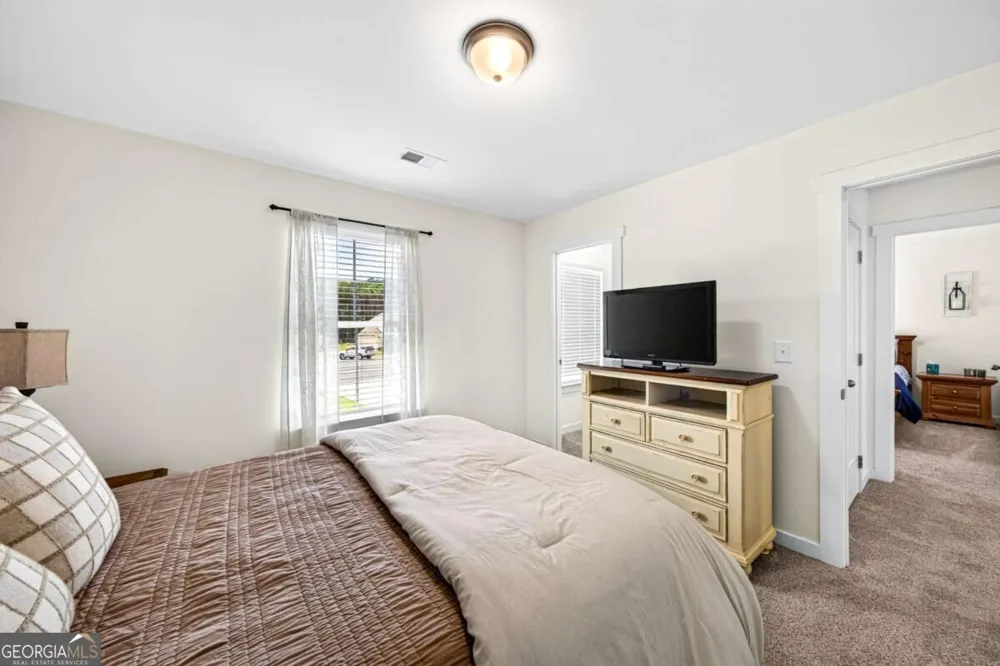 261 Breckens WAY Statham, GA 30666
