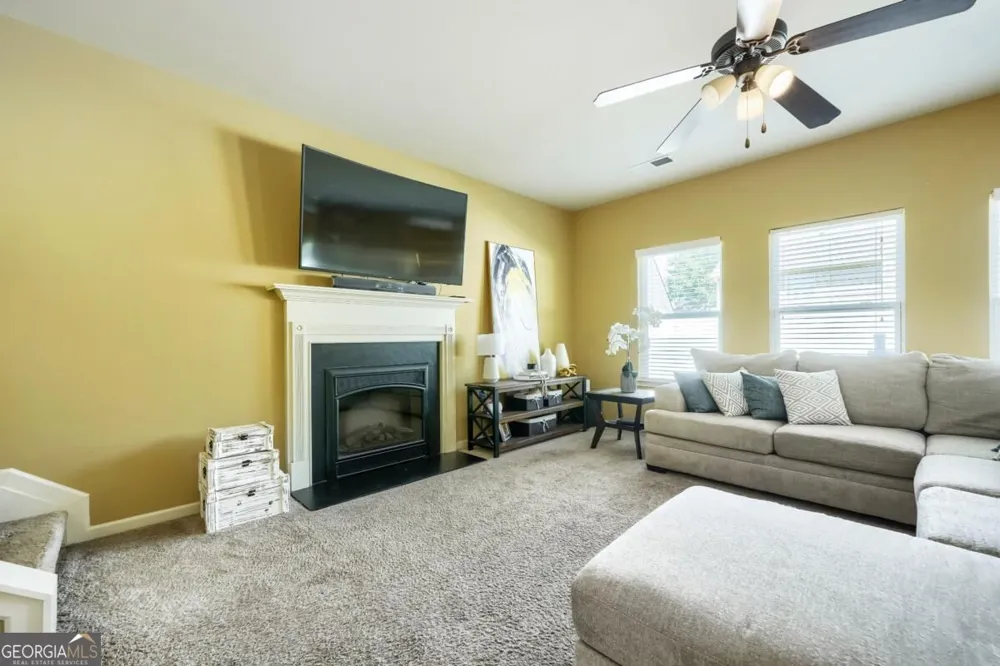 98 Village Park DR Newnan, GA 30265