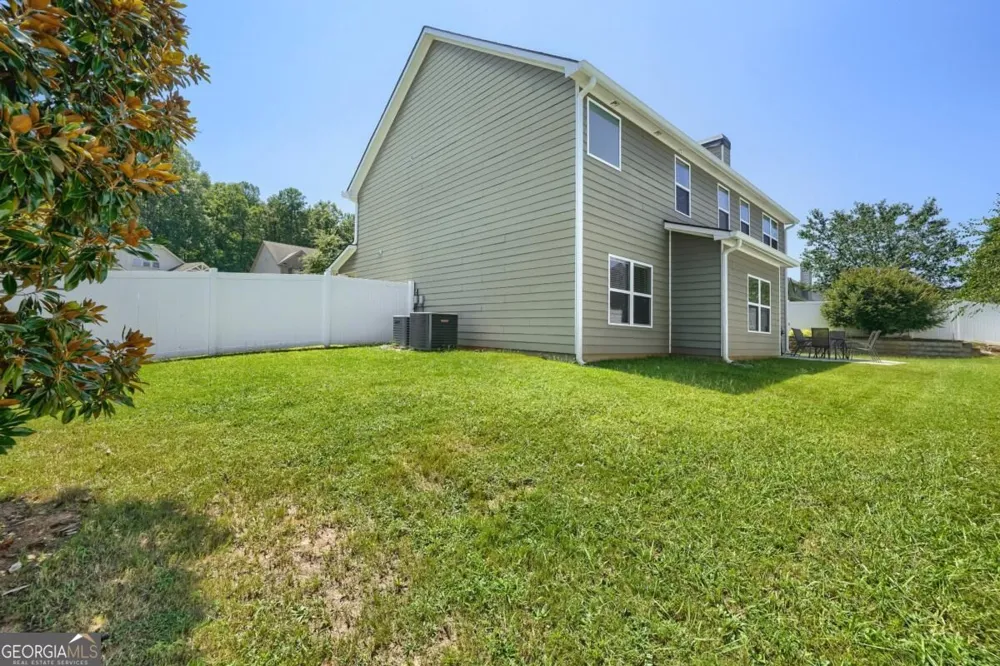 98 Village Park DR Newnan, GA 30265