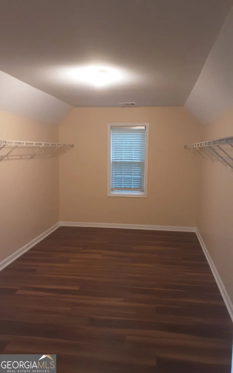 2532 Lois CT Loganville, GA 30052
