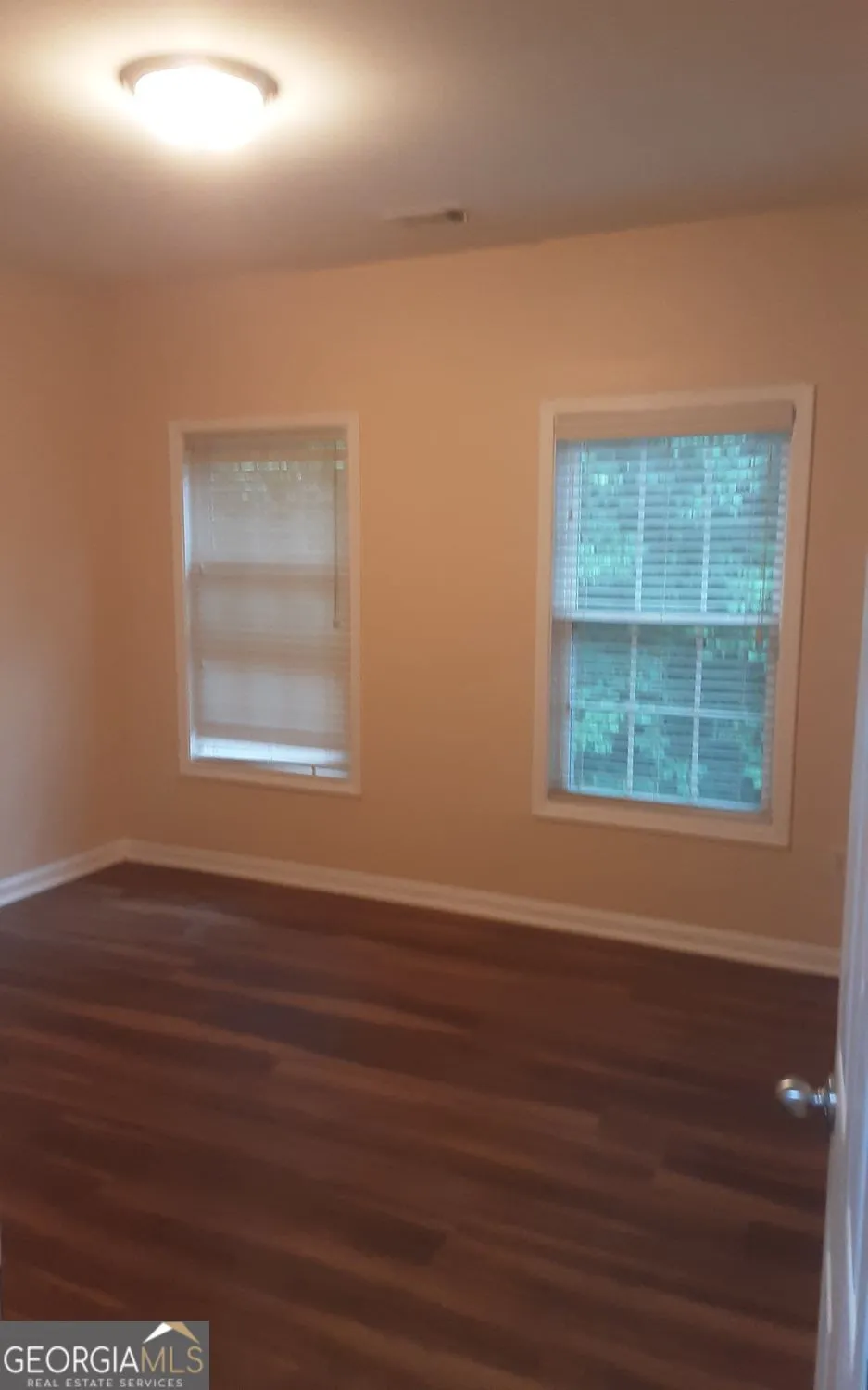 2532 Lois CT Loganville, GA 30052