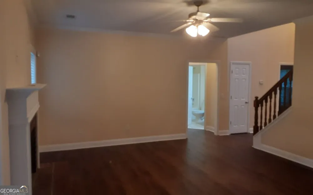 2532 Lois CT Loganville, GA 30052
