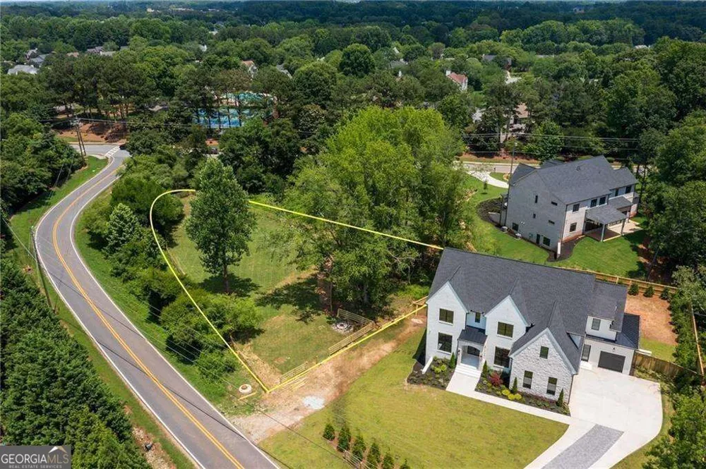 290 Christopher Robin Road Alpharetta, GA 30005