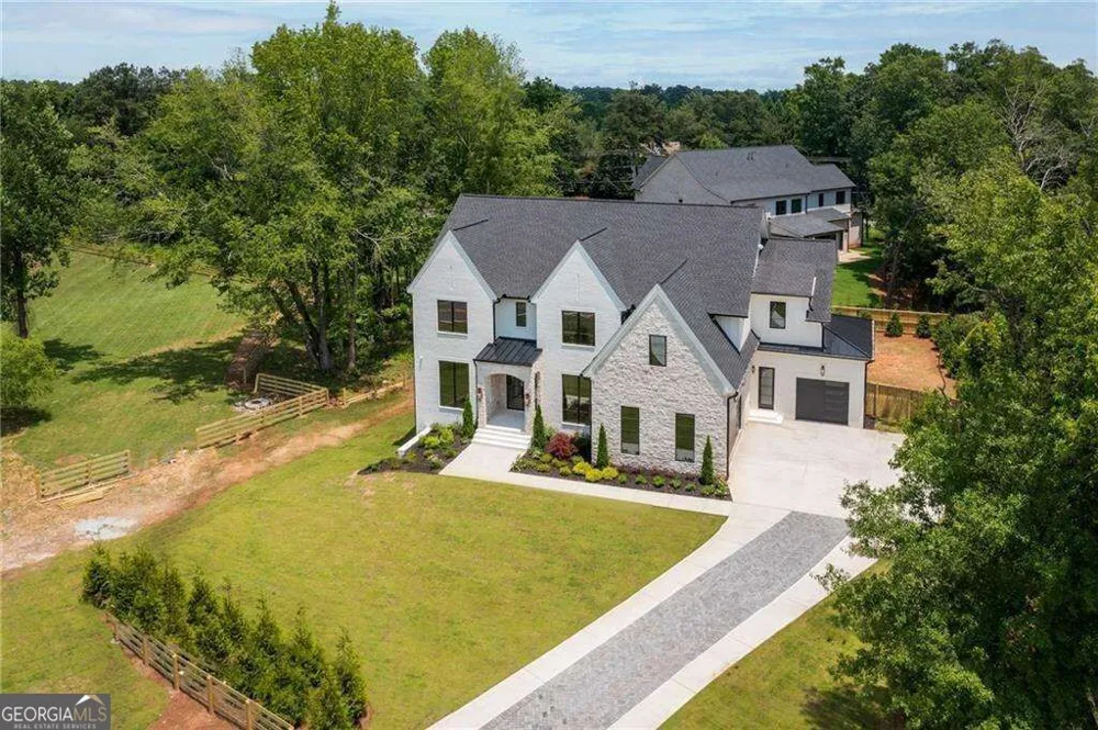 290 Christopher Robin Road Alpharetta, GA 30005