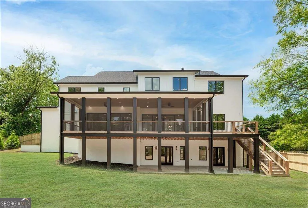 290 Christopher Robin Road Alpharetta, GA 30005