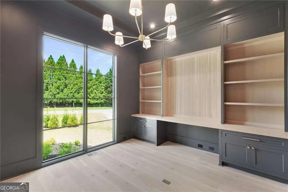 290 Christopher Robin Road Alpharetta, GA 30005