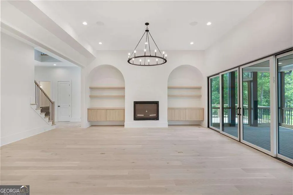 290 Christopher Robin Road Alpharetta, GA 30005