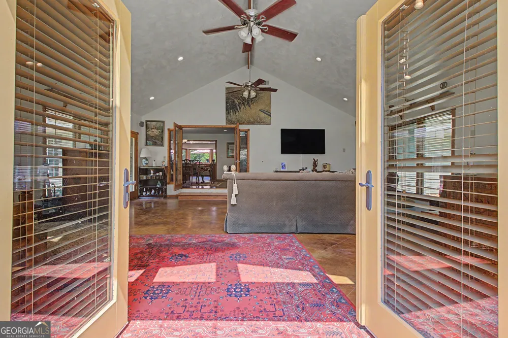 792 Fincher RD Moreland, GA 30259