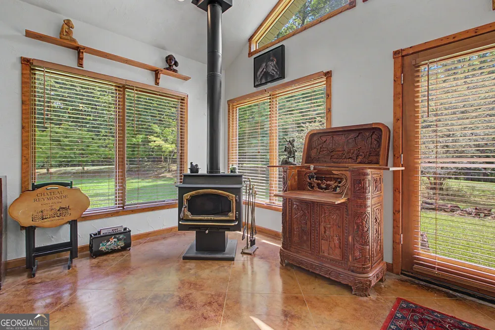 792 Fincher RD Moreland, GA 30259