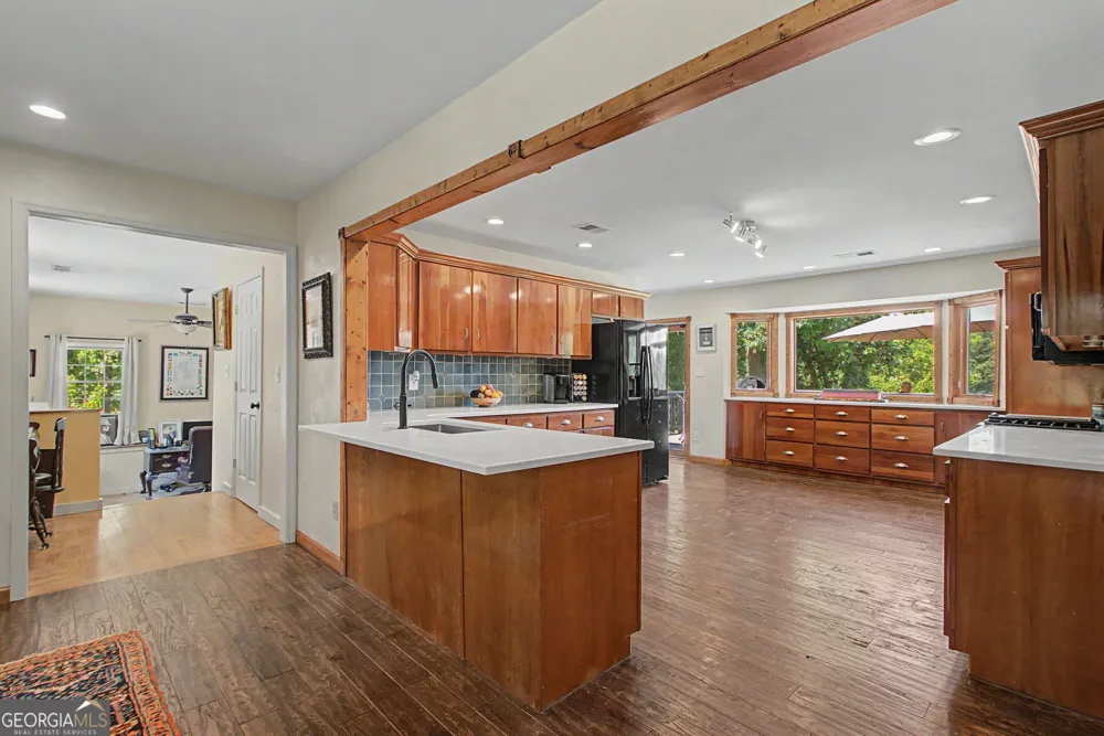 792 Fincher RD Moreland, GA 30259