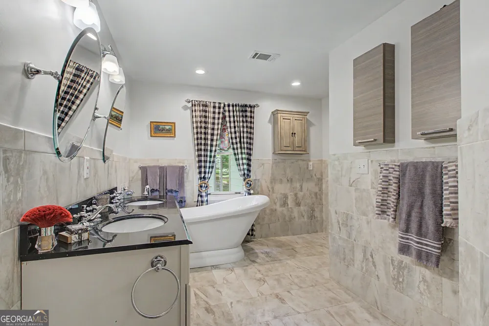 792 Fincher RD Moreland, GA 30259