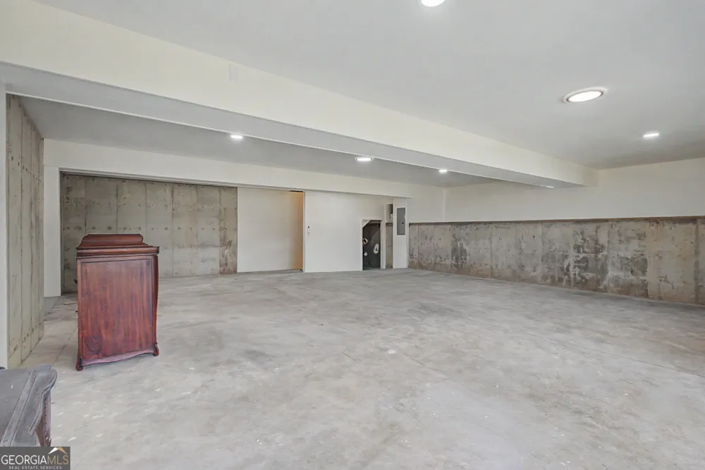 792 Fincher RD Moreland, GA 30259