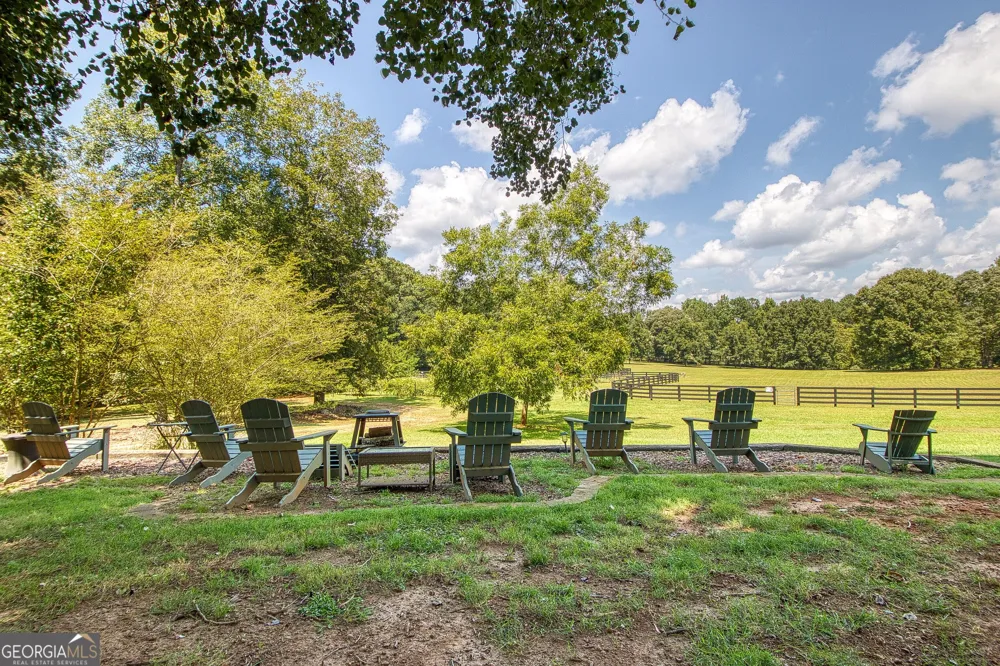 792 Fincher RD Moreland, GA 30259