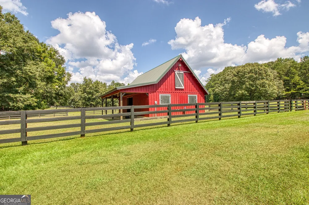 792 Fincher RD Moreland, GA 30259
