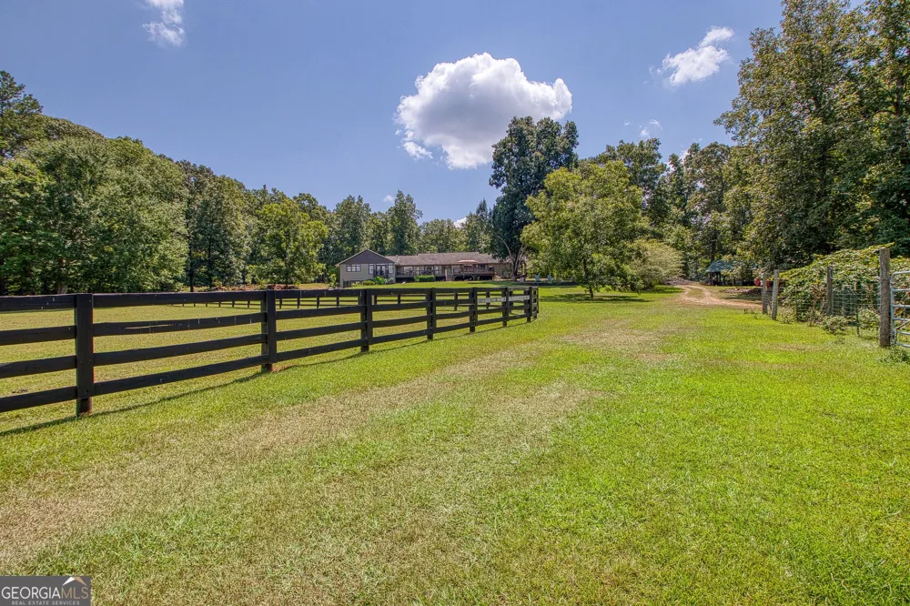 792 Fincher RD Moreland, GA 30259