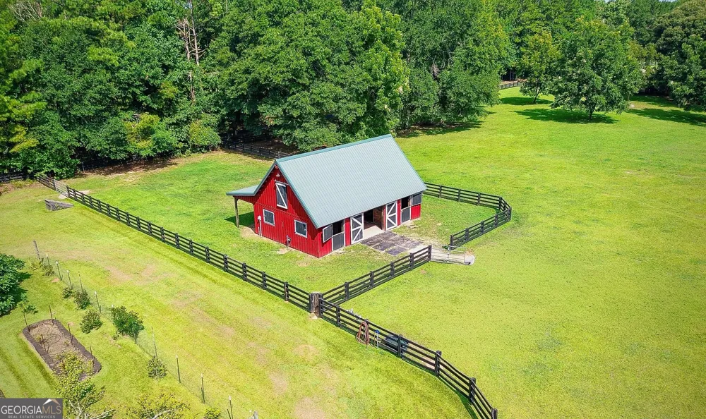 792 Fincher RD Moreland, GA 30259