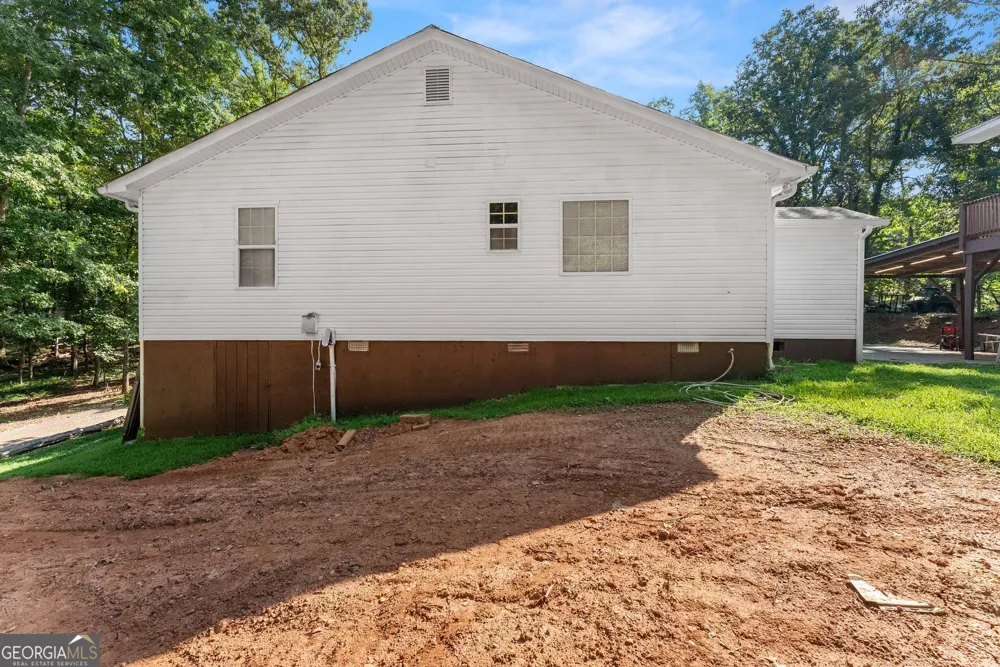 3528 Looper Lake RD Gainesville, GA 30506